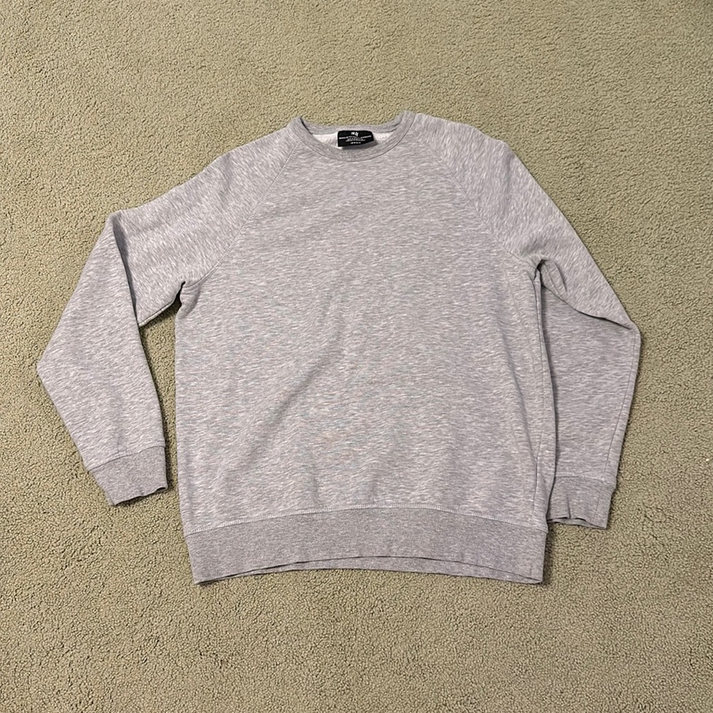Mens M Gray Crewneck